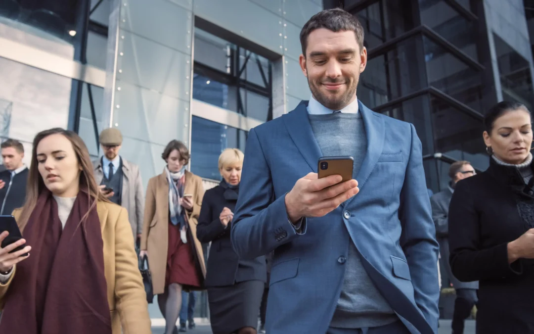 Faut-il un site web si j’ai déjà des réseaux sociaux ? (Spoiler : oui, et voici pourquoi)